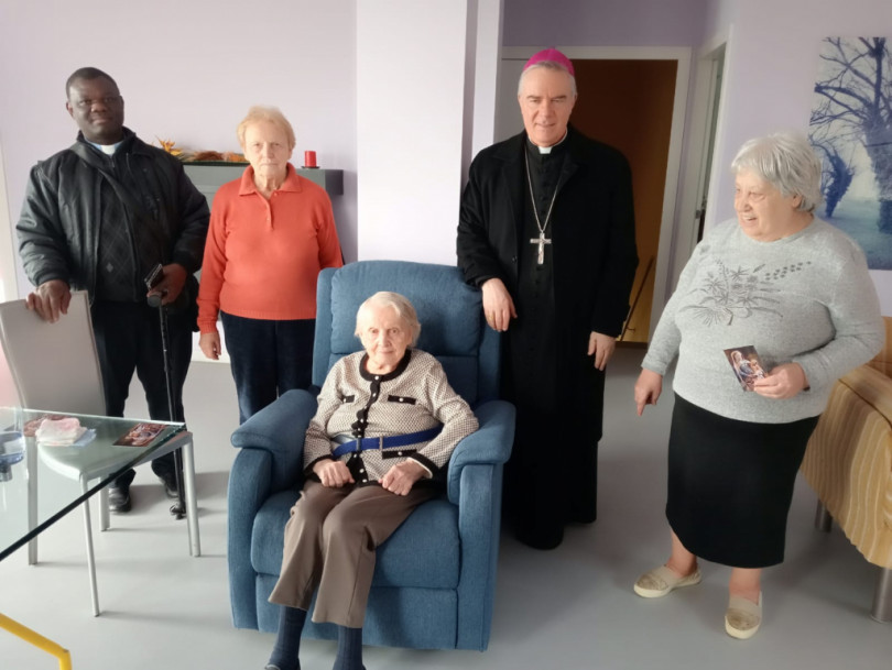 La visita pastorale del vescovo Sacchi alla comunità di Treville